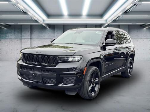 2022 Jeep Grand Cherokee L Laredo