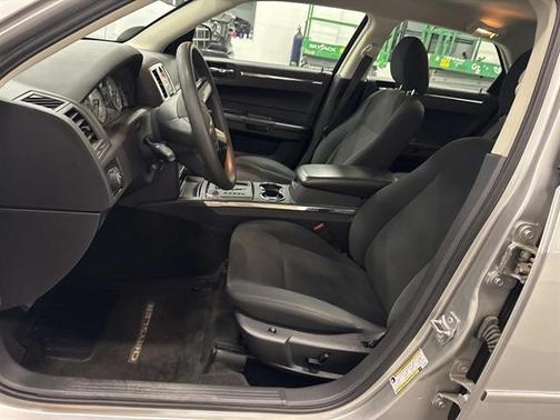 2009 Chrysler 300 LX