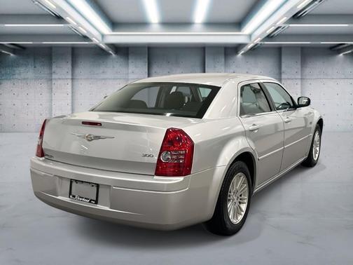 2009 Chrysler 300 LX