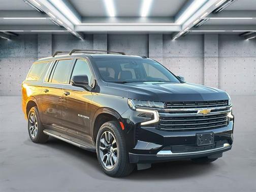 2022 Chevrolet Suburban LT