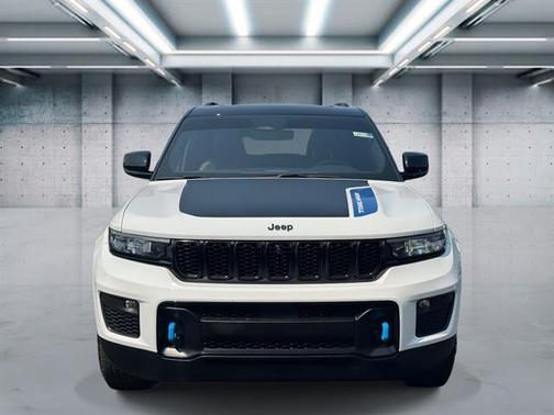 2023 Jeep Grand Cherokee 4xe Trailhawk