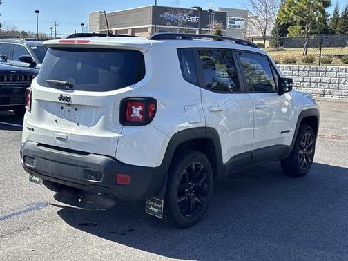 Alpine White 2023 Jeep Renegade Altitude