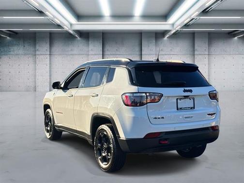 2023 Jeep Compass Trailhawk