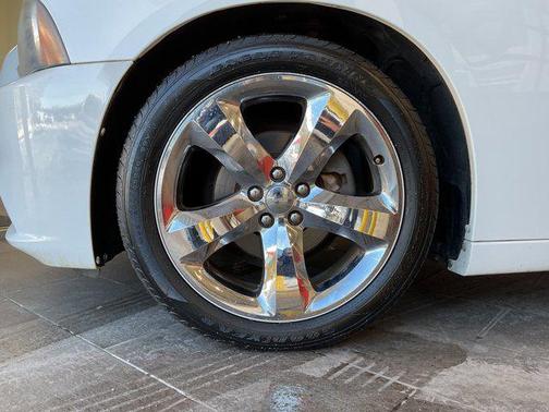 2013 Dodge Charger SE