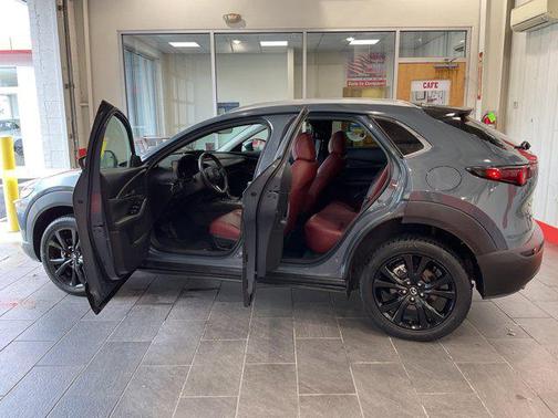 2024 Mazda CX-30 2.5 S Carbon Edition