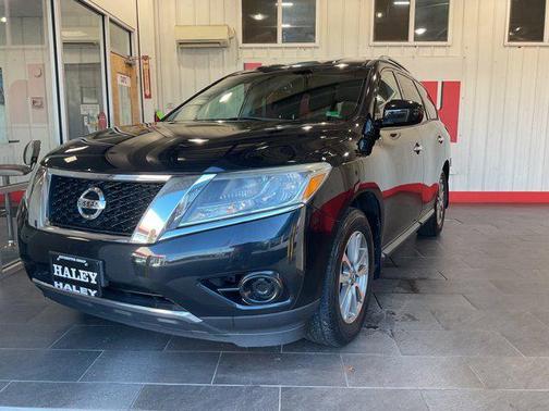 2016 Nissan Pathfinder S