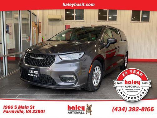 2023 Chrysler Pacifica Touring L