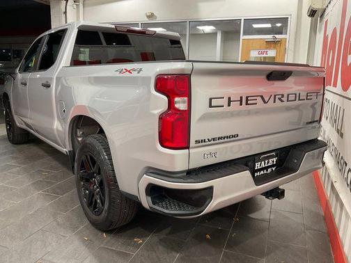 2022 Chevrolet Silverado 1500 Custom