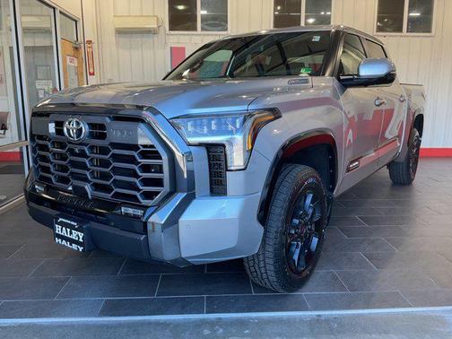 2025 Toyota Tundra Hybrid Platinum