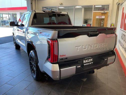 2025 Toyota Tundra Hybrid Platinum