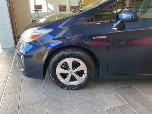 2013 Toyota Prius Five
