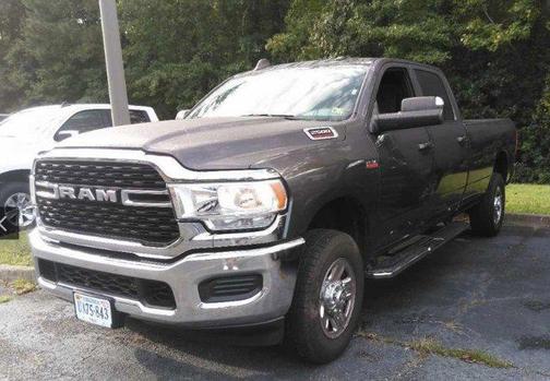 2022 RAM 2500 Big Horn Crew Cab 4x4 8' Box