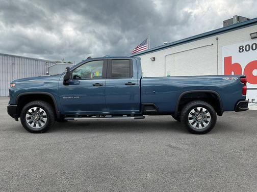 2024 Chevrolet Silverado 2500 Custom