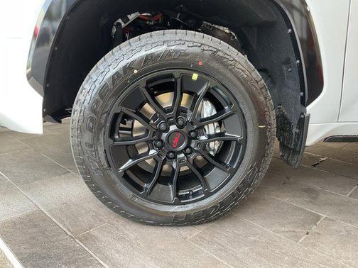 2026 Toyota Tundra Hybrid Platinum