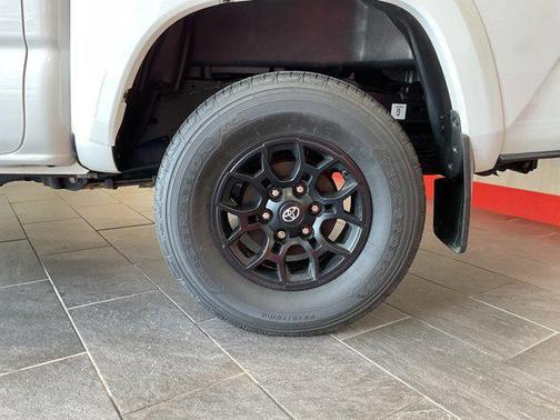 2020 Toyota Tacoma SR5