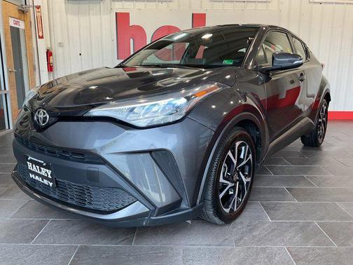 2022 Toyota C-HR XLE