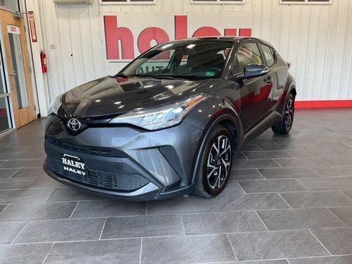 2022 Toyota C-HR XLE