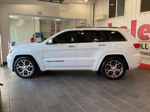 2020 Jeep Grand Cherokee Overland
