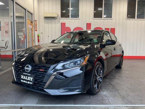 2024 Nissan Altima SR FWD