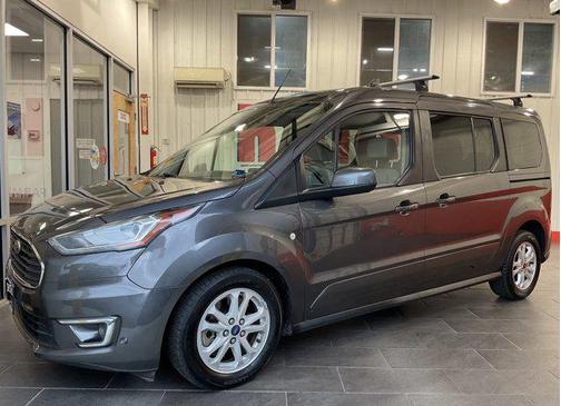 2020 Ford Transit Connect Titanium w/Rear Liftgate