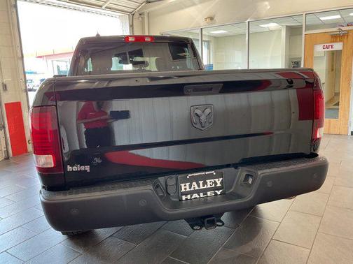 2022 RAM 1500 Classic Warlock Quad Cab 4x2 6'4' Box
