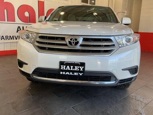 2012 Toyota Highlander SE