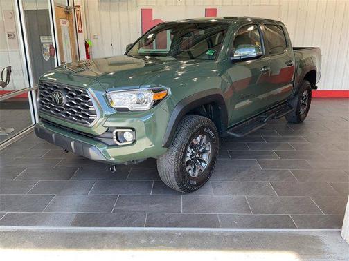 2022 Toyota Tacoma SR