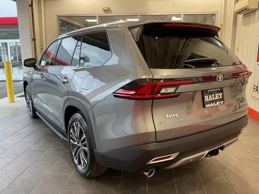 Heavy Metal 2026 Toyota Grand Highlander Hybrid Platinum MAX