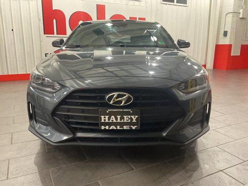 2020 Hyundai Veloster 2