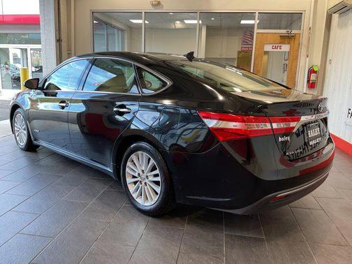 2014 Toyota Avalon Hybrid XLE Premium