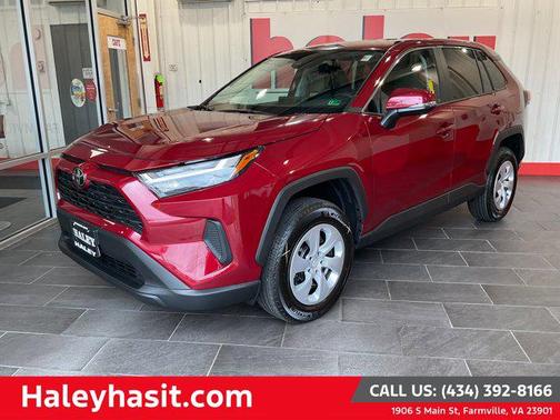 2025 Toyota RAV4 LE