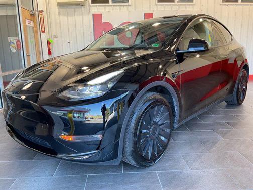 2024 Tesla Model Y Long Range Dual Motor All-Wheel Drive