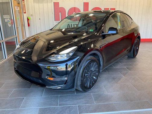 2024 Tesla Model Y Long Range Dual Motor All-Wheel Drive
