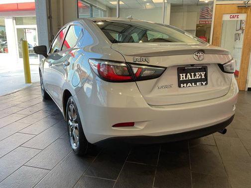 2019 Toyota Yaris Sedan LE