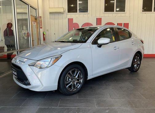 2019 Toyota Yaris Sedan LE