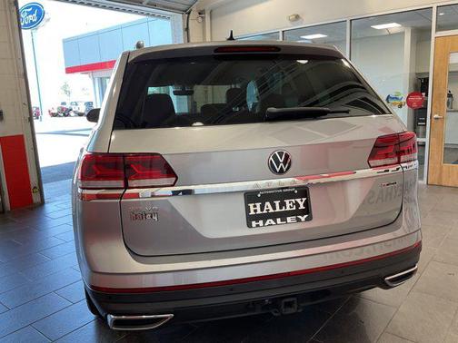 2022 Volkswagen Atlas 3.6L SE w/Technology