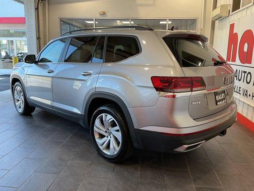 2022 Volkswagen Atlas 3.6L SE w/Technology