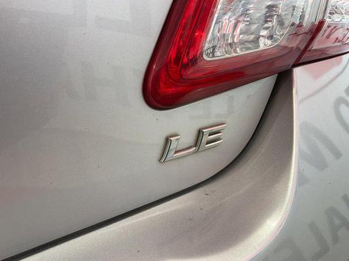 2010 Toyota Camry LE