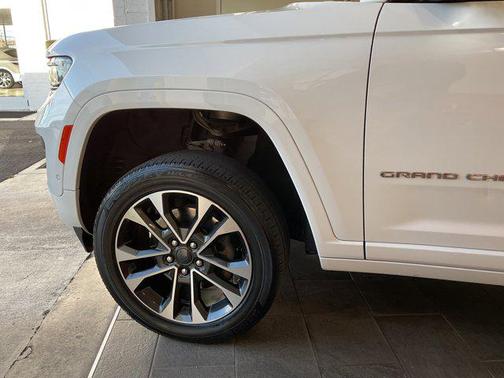2022 Jeep Grand Cherokee L Overland