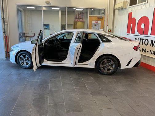 2021 Kia K5 LXS