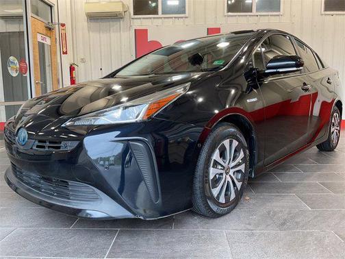 2019 Toyota Prius LE