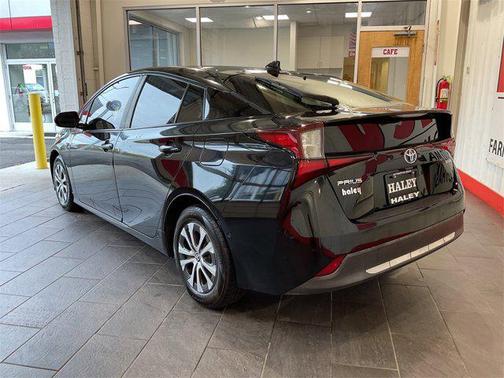 2019 Toyota Prius LE