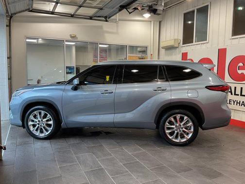 2023 Toyota Highlander Limited