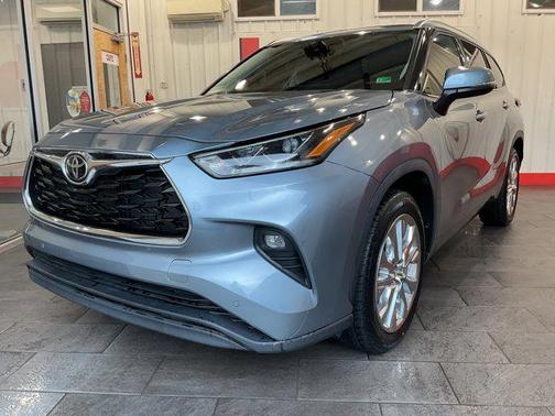 2023 Toyota Highlander Limited