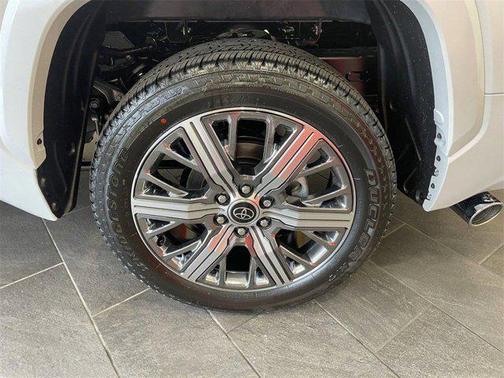 2024 Toyota Tundra Hybrid Capstone