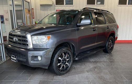 2017 Toyota Sequoia SR5