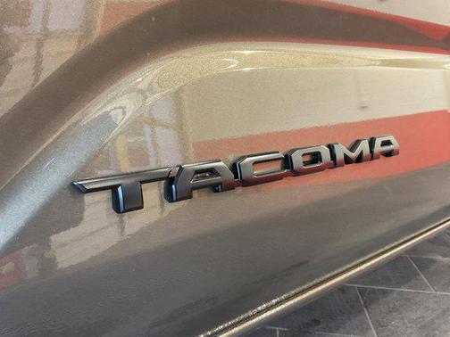 2026 Toyota Tacoma Hybrid TRD Off Road