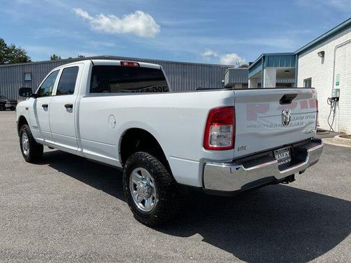 2022 RAM 2500 Tradesman Crew Cab 4x4 8' Box