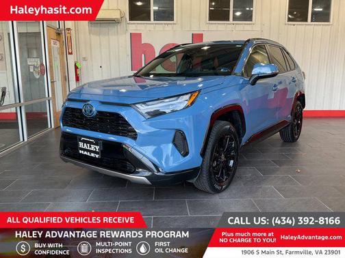 2022 Toyota RAV4 Hybrid SE