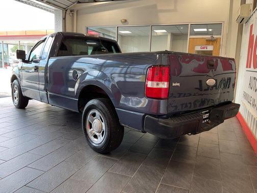 2005 Ford F-150 STX